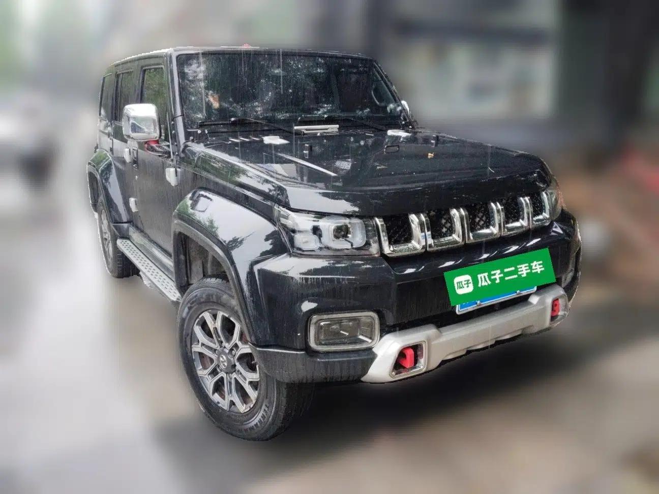 BAIC Off-Road BJ40 2019 Updated Version 2.0T Automatic All-Wheel Drive Urban Hunter Edition Premium China V Emission Standard — миниатюра 3