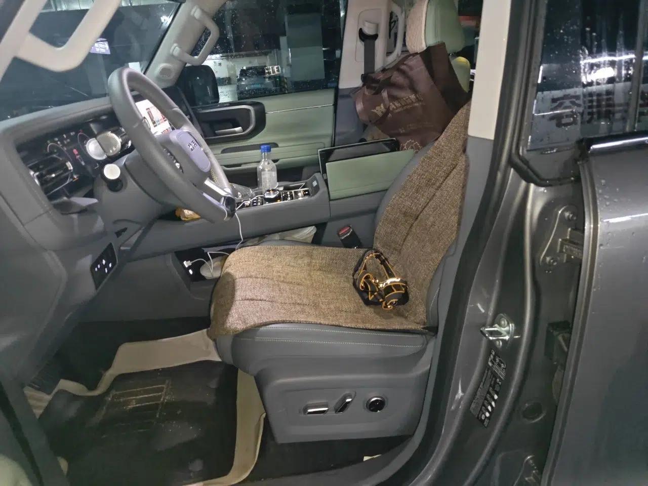 BAIC Off-Road BJ40 2026 Model 2.0D Diesel Edition — миниатюра 16