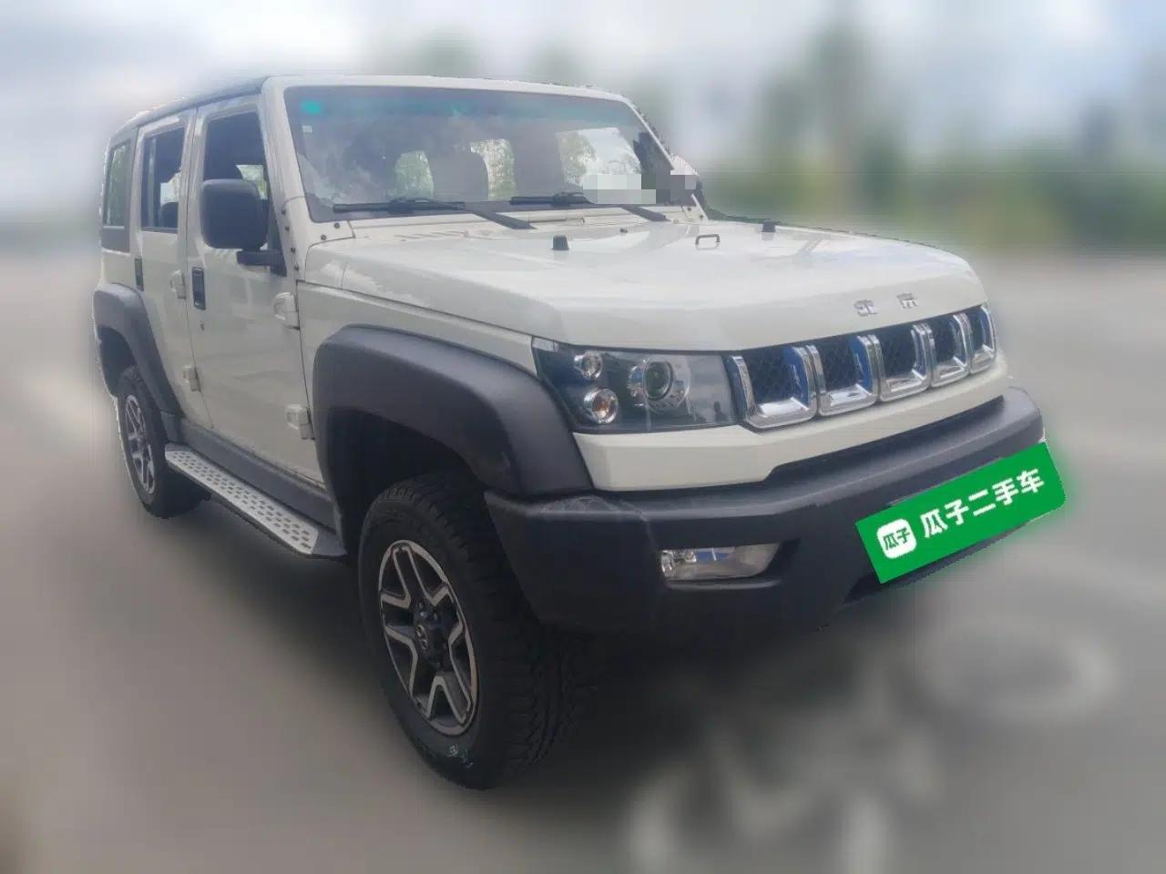 BAIC Off-Road BJ40 2016 40L 2.3T Automatic All-Wheel Drive Premium Edition — миниатюра 3