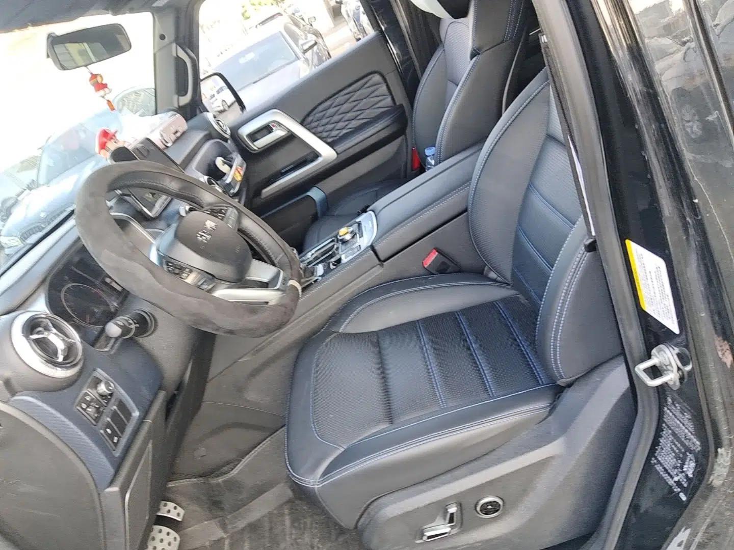 BAIC Off-Road BJ40 2024 2.0T Urban Hunter Honor Edition — миниатюра 18