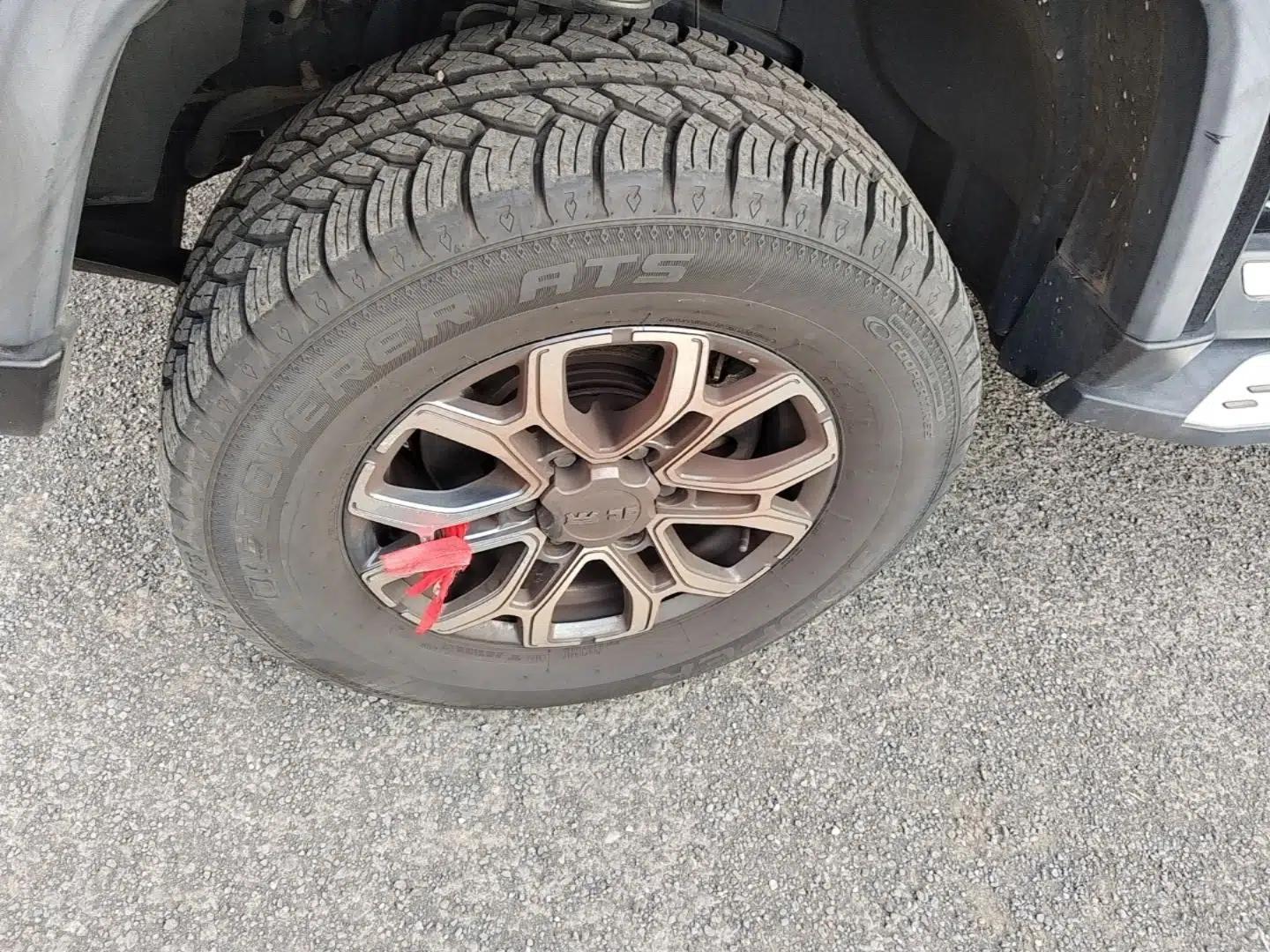 BAIC Off-Road BJ40 2024 2.0T Urban Hunter Honor Edition — миниатюра 8