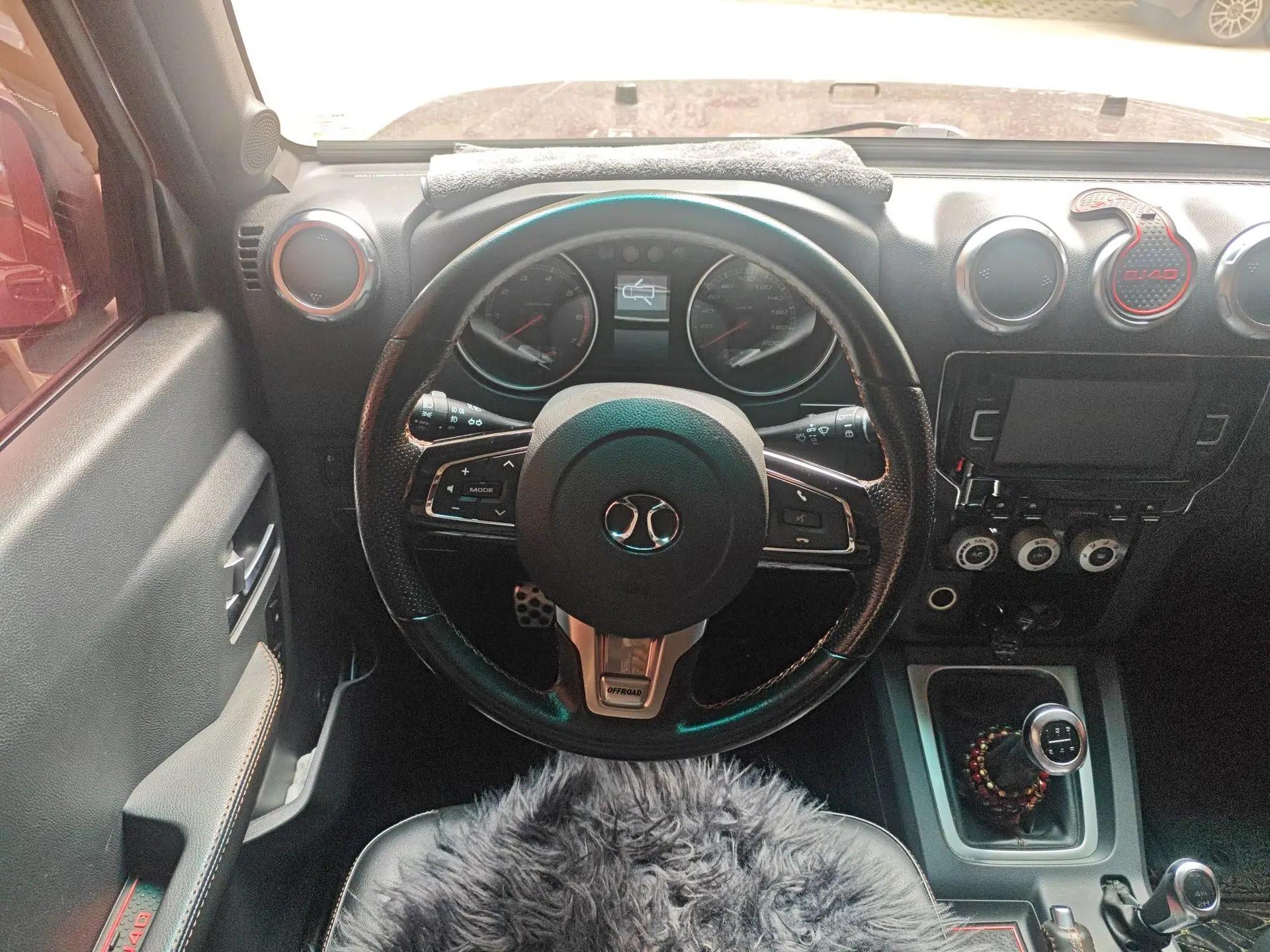 BAIC Off-Road BJ40 2016 40L 2.3T Manual All-Wheel Drive Prestige Edition — миниатюра 9