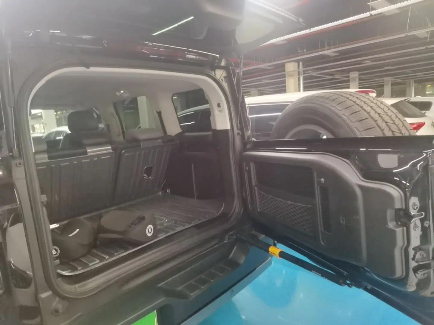 BAIC Off-Road BJ40 Electric Drive 2025 Advanced Edition — миниатюра 17