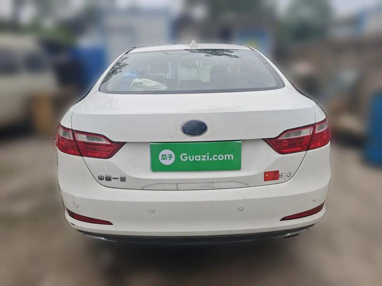 Bestune B70 2014 2.0L automatic luxury version — миниатюра 5