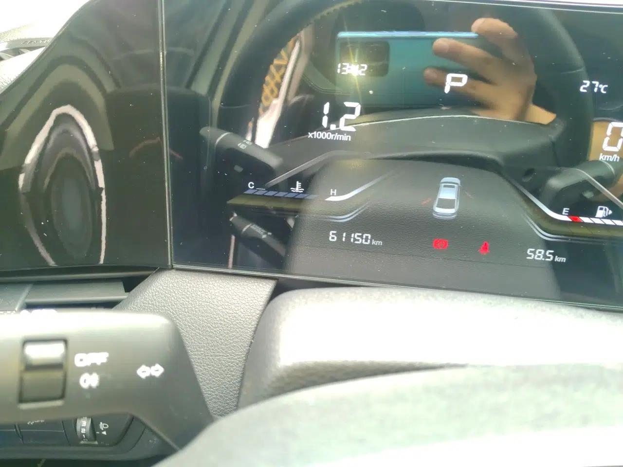 Bestune B70 2022 Third Generation 1.5T Automatic Enjoyment Version — миниатюра 13