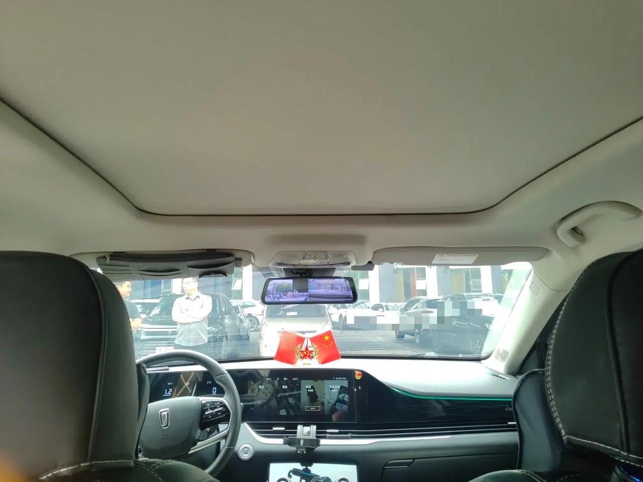 Bestune B70 2022 Third Generation 1.5T Automatic Enjoyment Version — миниатюра 19