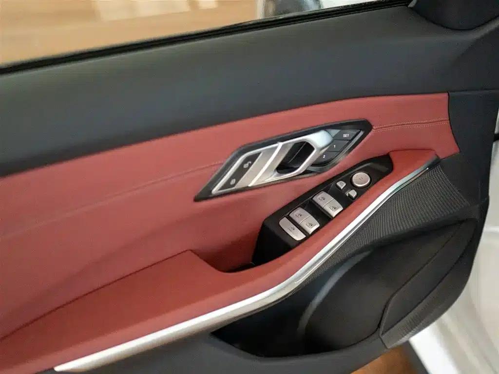 BMW i3 2025 eDrive 40 L Shadow Edition — миниатюра 11