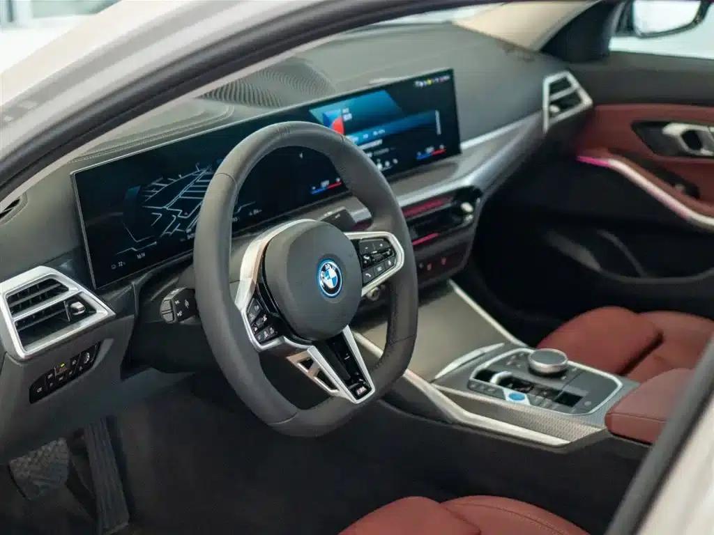 BMW i3 2025 eDrive 40 L Shadow Edition — миниатюра 13