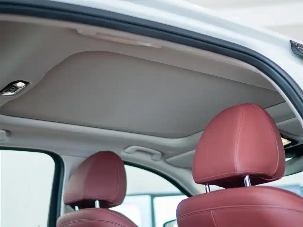 BMW i3 2025 eDrive 40 L Shadow Edition — миниатюра 17