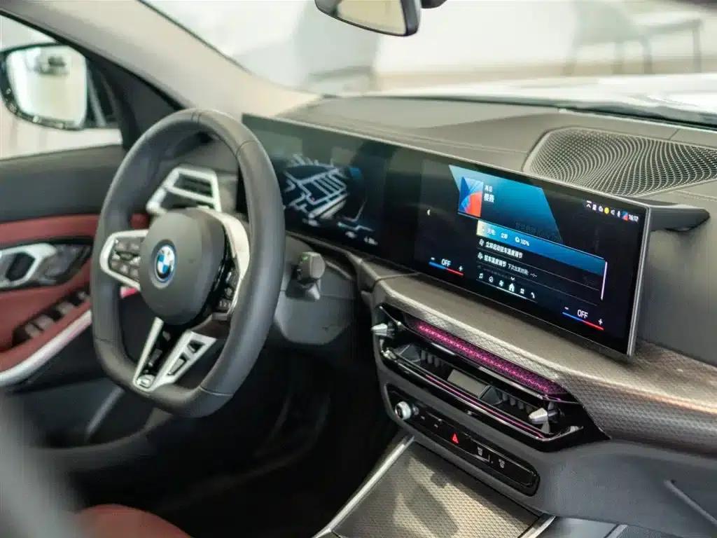 BMW i3 2025 eDrive 40 L Shadow Edition — миниатюра 21
