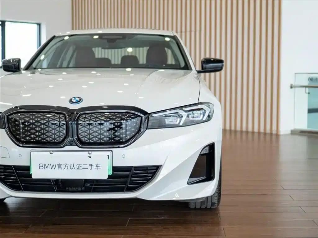 BMW i3 2025 eDrive 40 L Shadow Edition — миниатюра 9