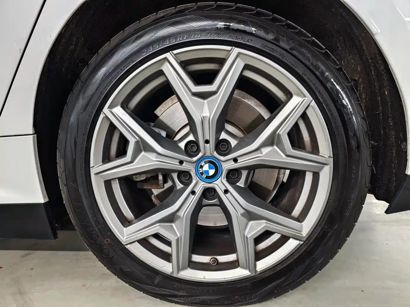BMW i3 2022 eDrive 35L — миниатюра 24
