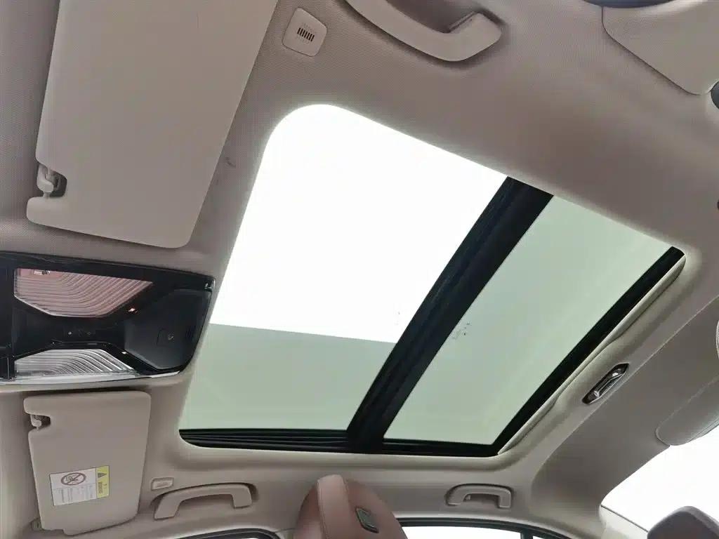 BMW i3 2024 eDrive 35L — миниатюра 14