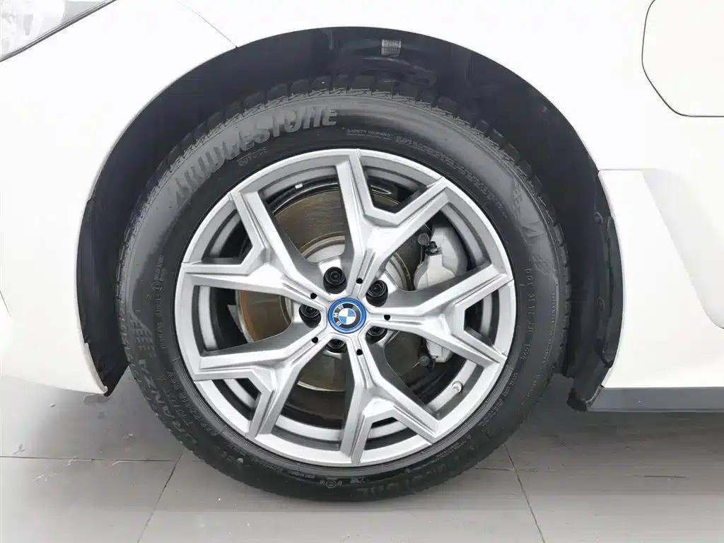 BMW i3 2024 eDrive 35L — миниатюра 17