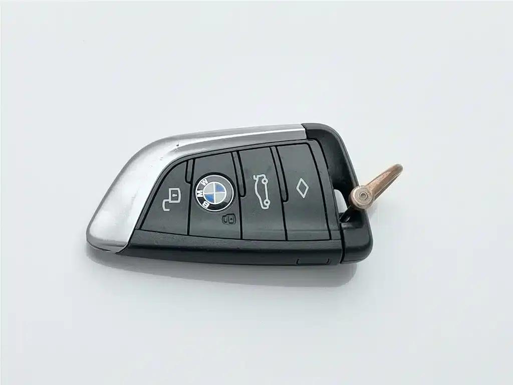 BMW i3 2024 eDrive 35L — миниатюра 19