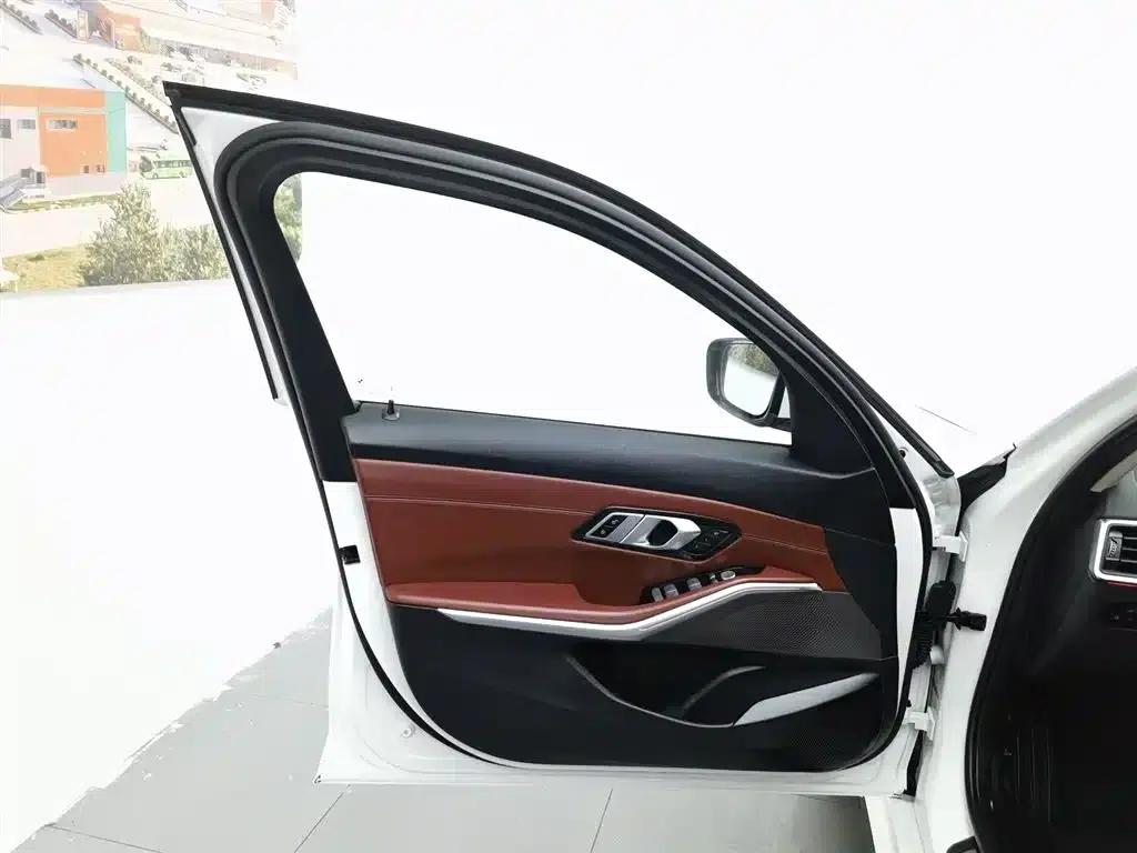 BMW i3 2024 eDrive 35L — миниатюра 8