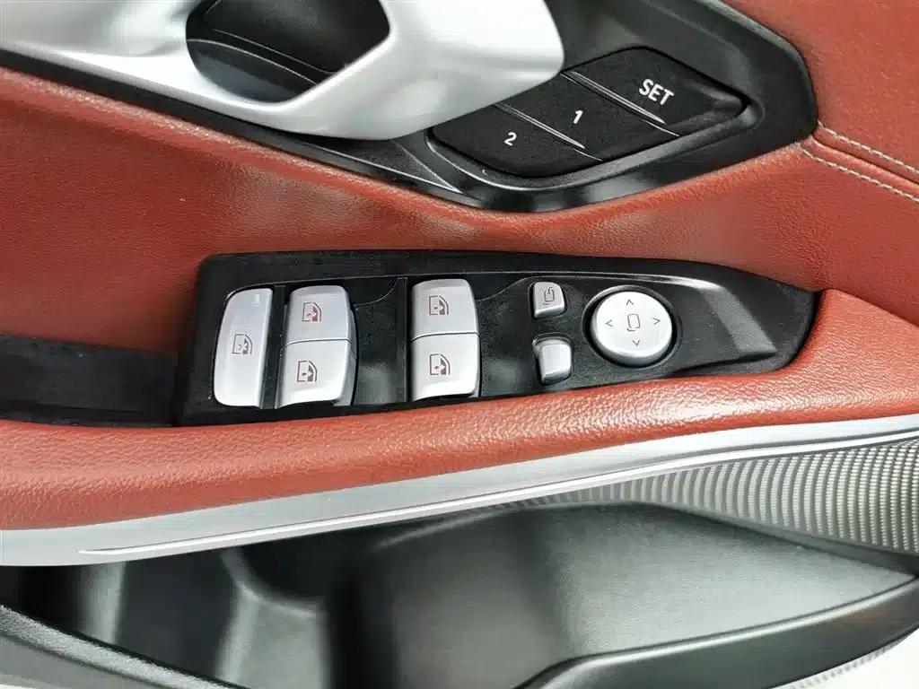 BMW i3 2024 eDrive 35L — миниатюра 9