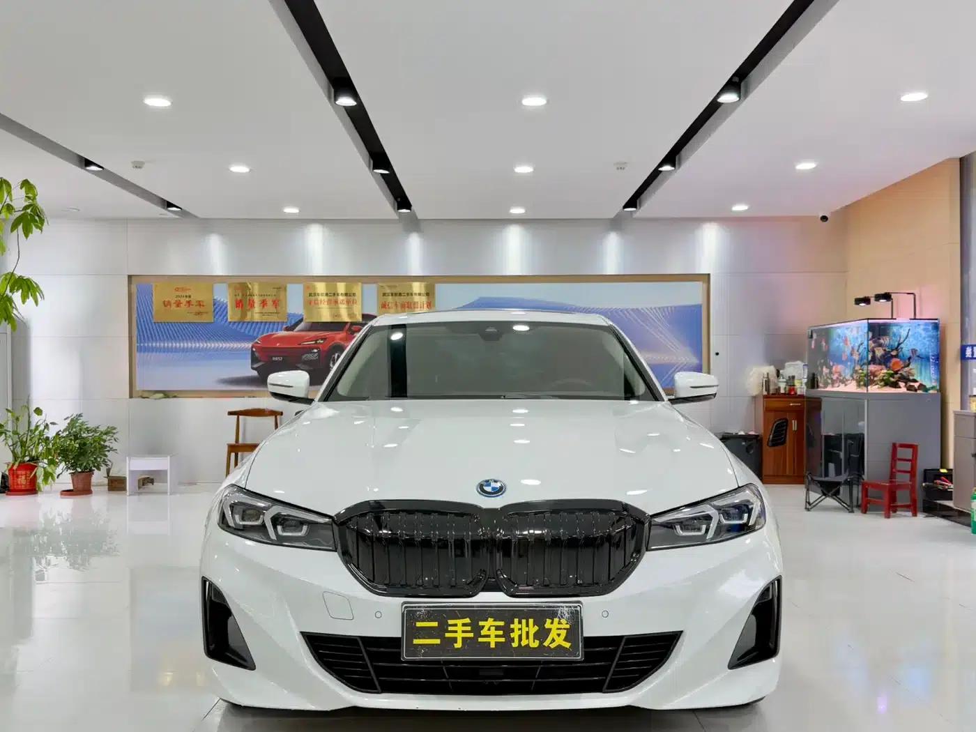 BMW i3 2022 eDrive 35L — миниатюра 2