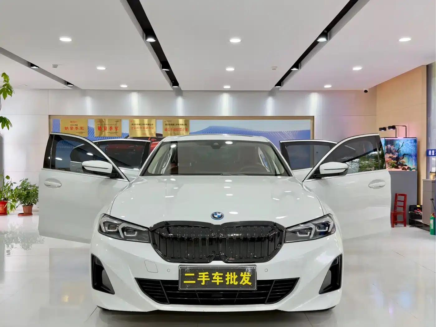 BMW i3 2022 eDrive 35L — миниатюра 16