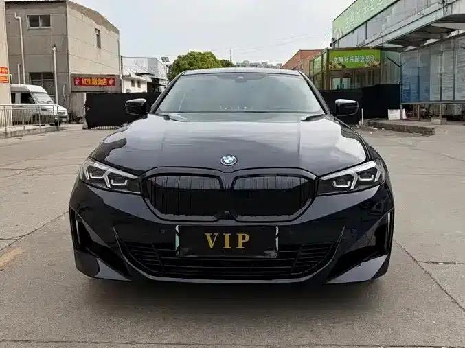 BMW i3 2023 eDrive 40 L Shadow Sport Package — миниатюра 1
