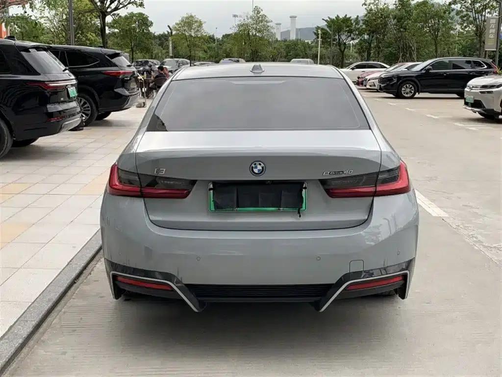 BMW i3 2025 eDrive 40 L Shadow Edition — миниатюра 7
