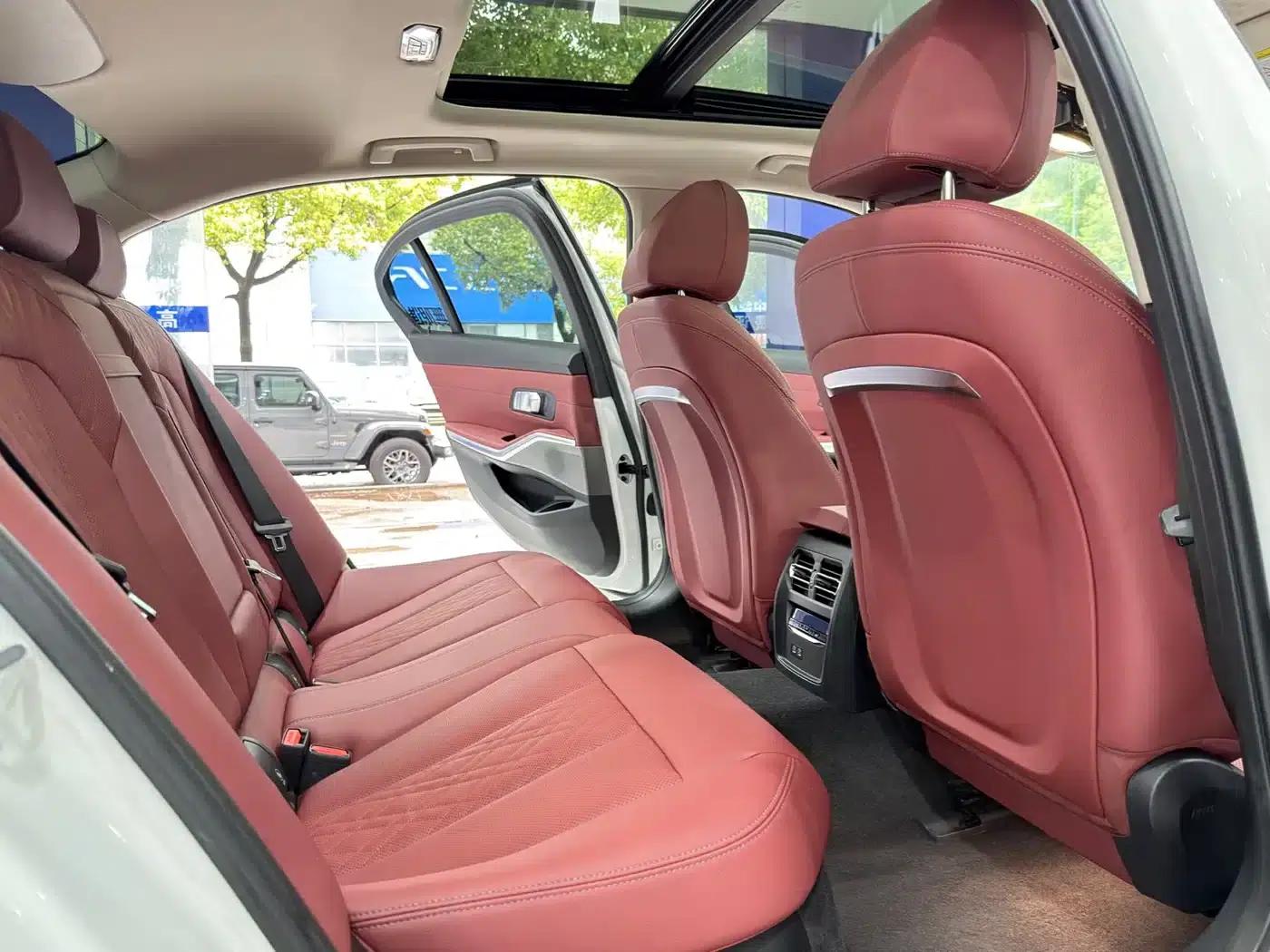 BMW i3 2024 eDrive 35L — миниатюра 14