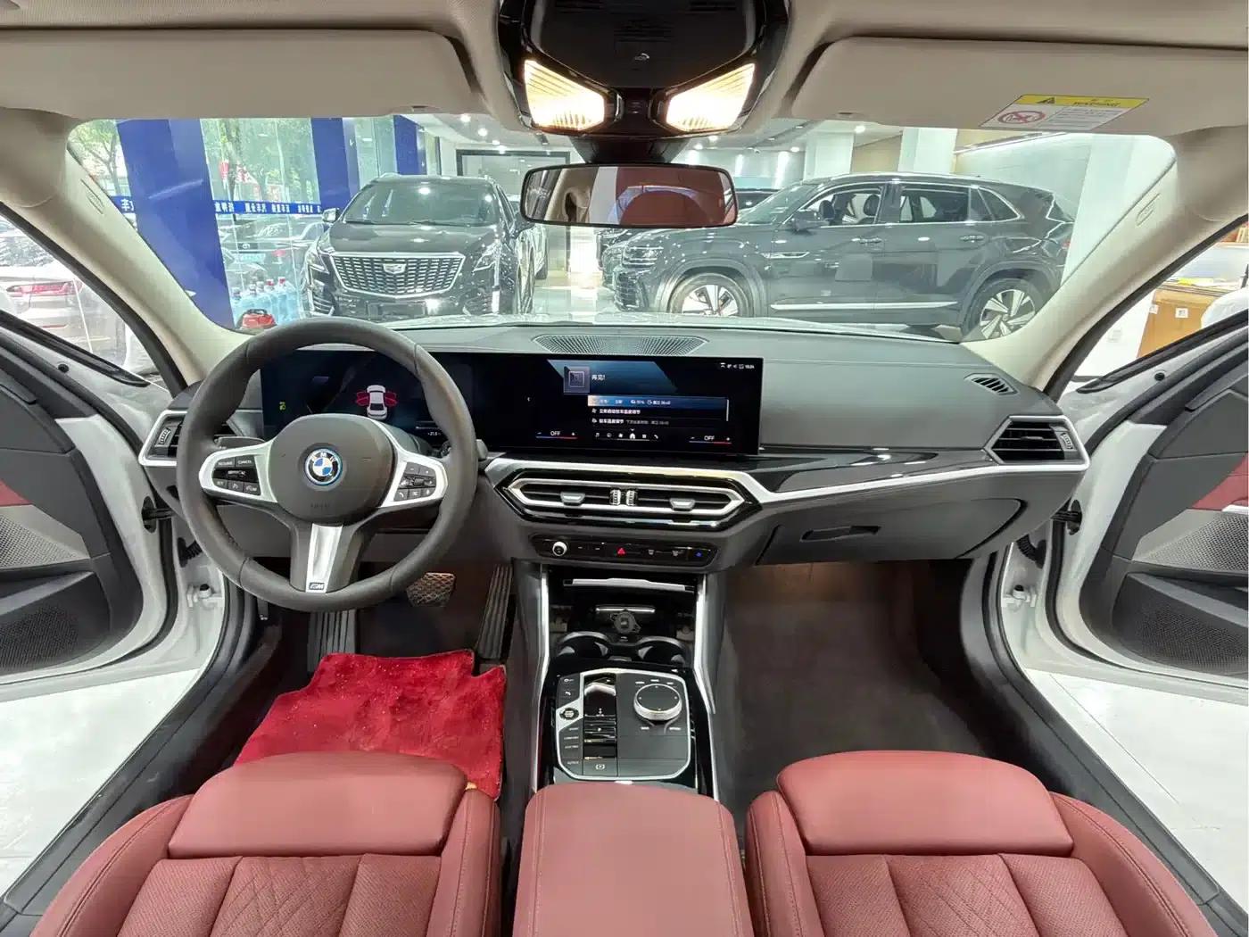 BMW i3 2024 eDrive 35L — миниатюра 5