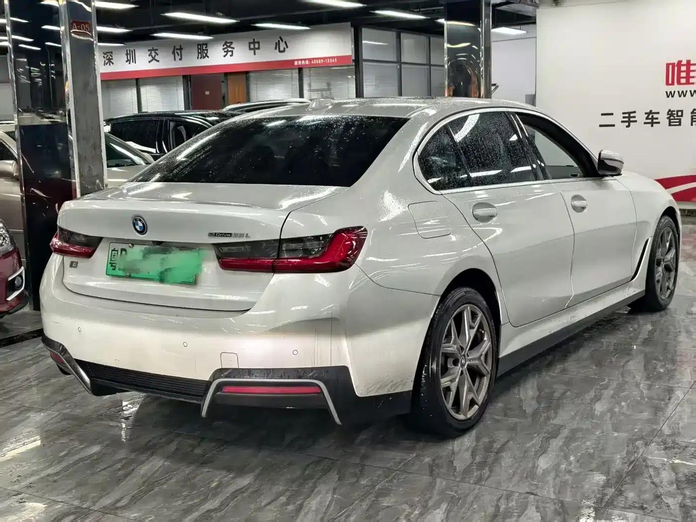 BMW i3 2022 eDrive 35L — миниатюра 8