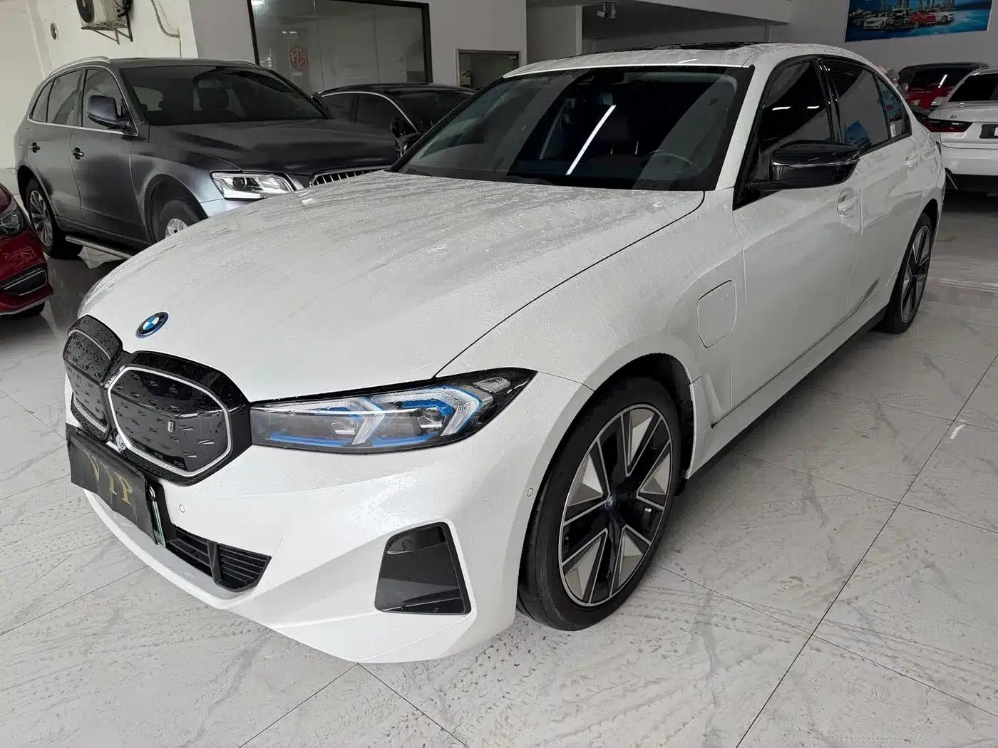 BMW i3 2024 eDrive 40 L Shadow Sport Package — миниатюра 1