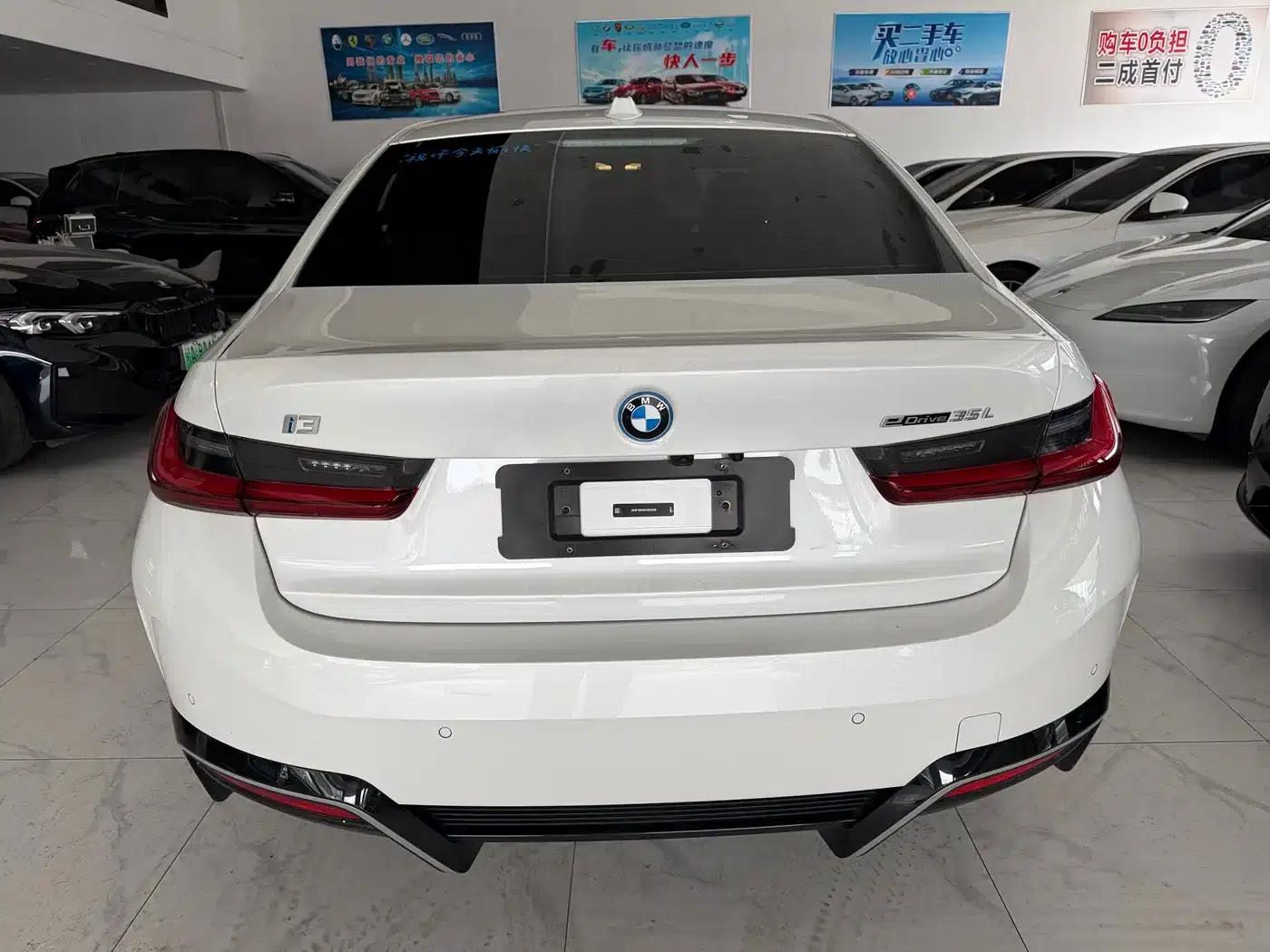 BMW i3 2025 eDrive 35 L — миниатюра 8