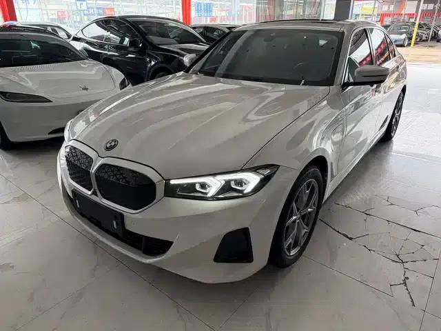BMW i3 2025 eDrive 35 L