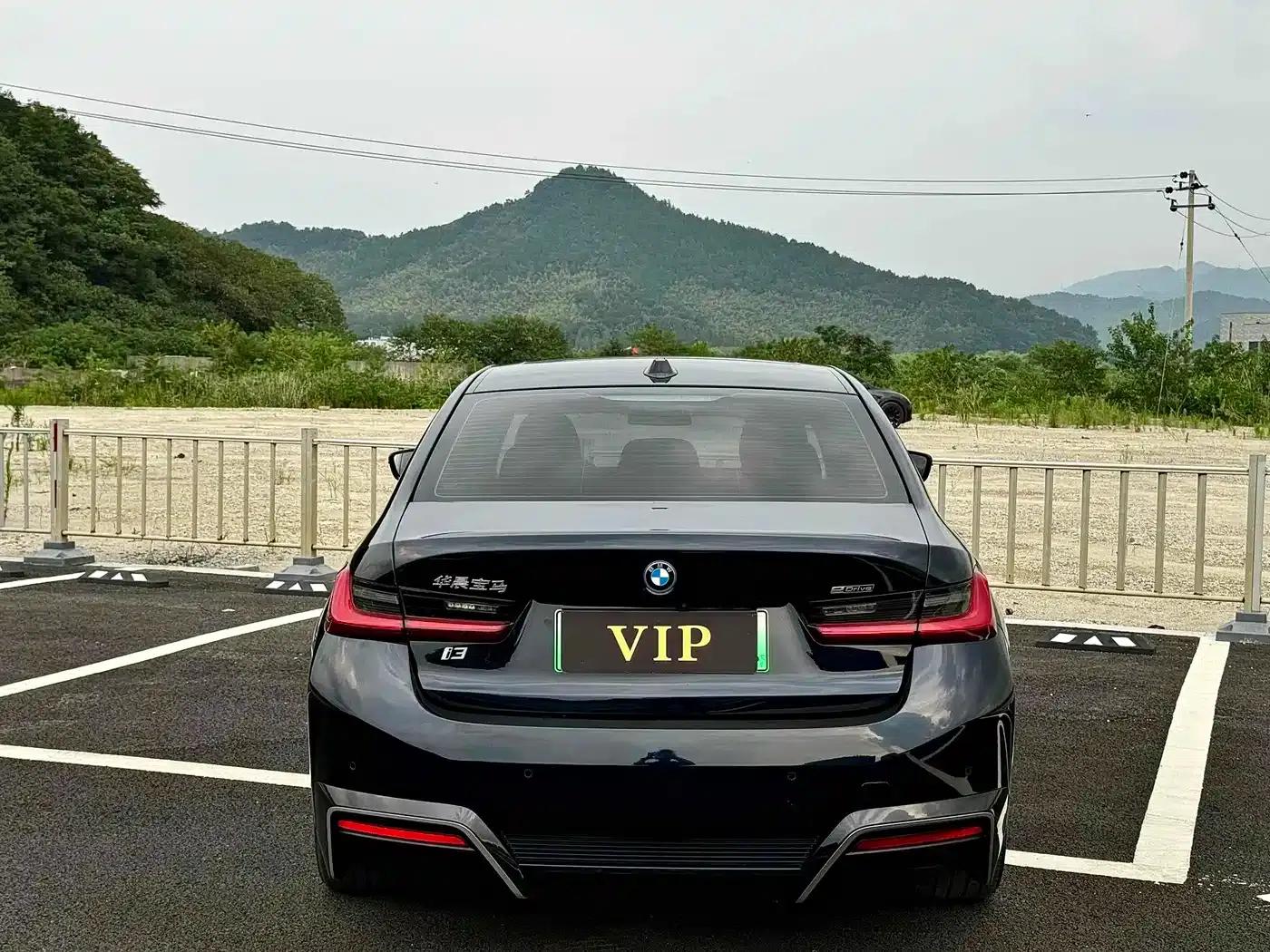 BMW i3 2024 eDrive 35L — миниатюра 11