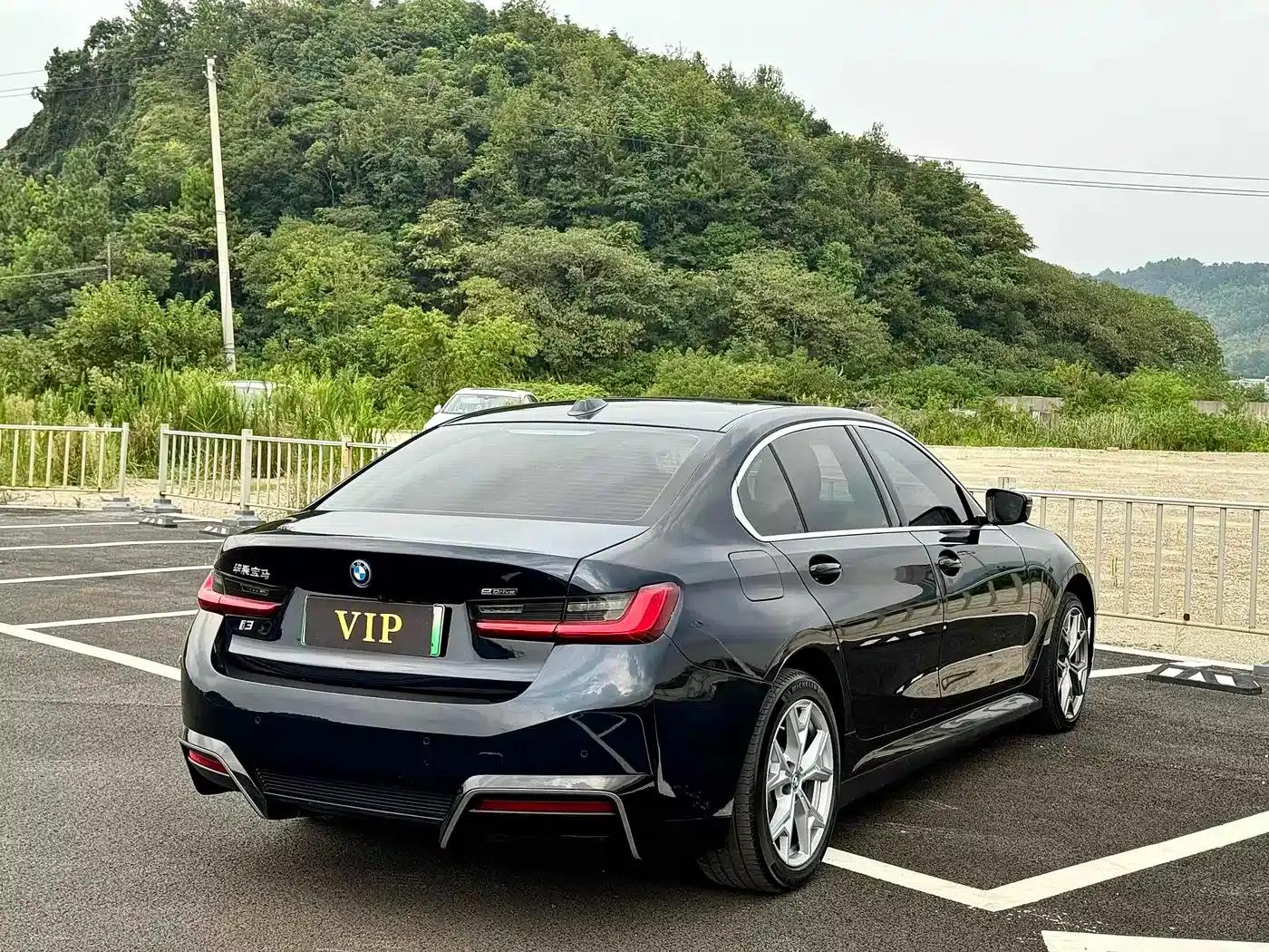 BMW i3 2024 eDrive 35L — миниатюра 10