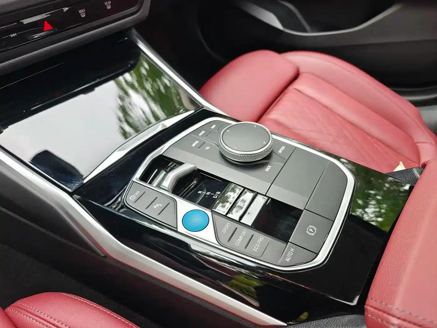BMW i3 2024 eDrive 35L — миниатюра 16