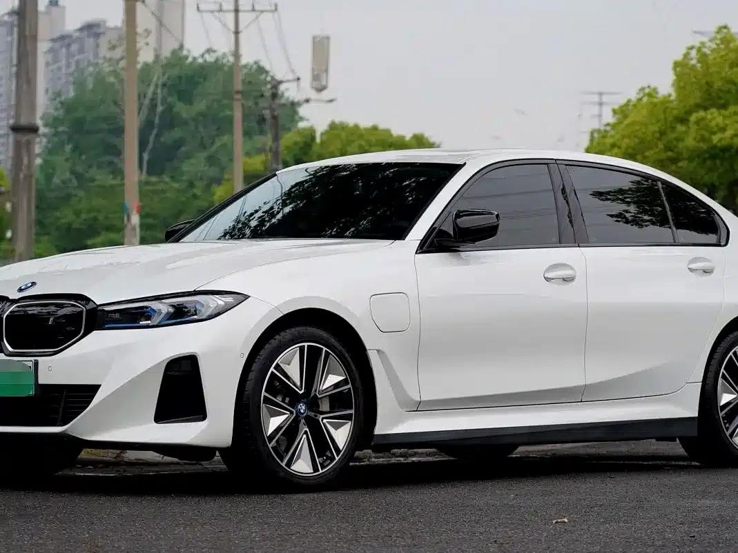 BMW i3 2024 eDrive 40 L Shadow Sport Package — миниатюра 1