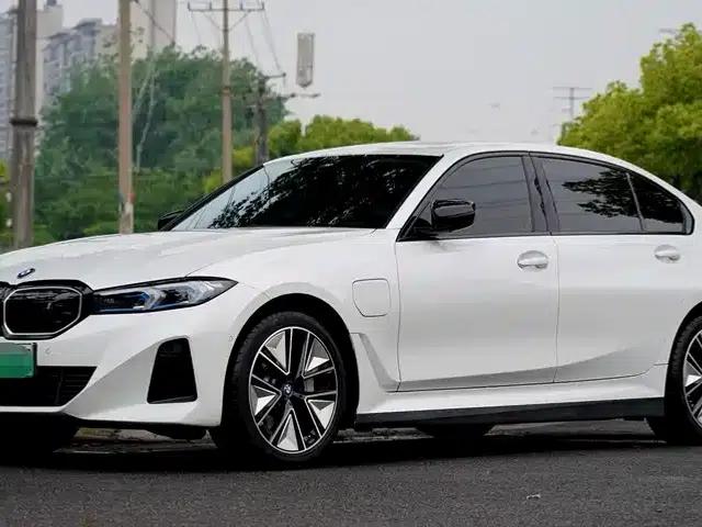 BMW i3 2024 eDrive 40 L Shadow Sport Package