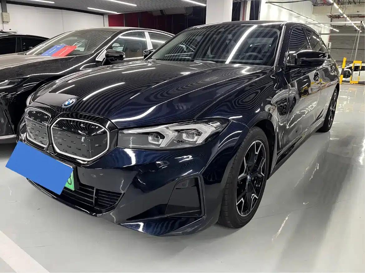 BMW i3 2024 eDrive 40 L Shadow Sport Package — миниатюра 1