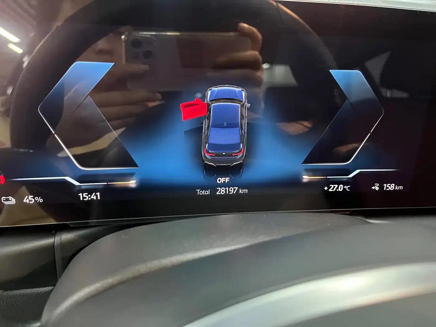 BMW i3 2024 eDrive 40 L Shadow Sport Package — миниатюра 10