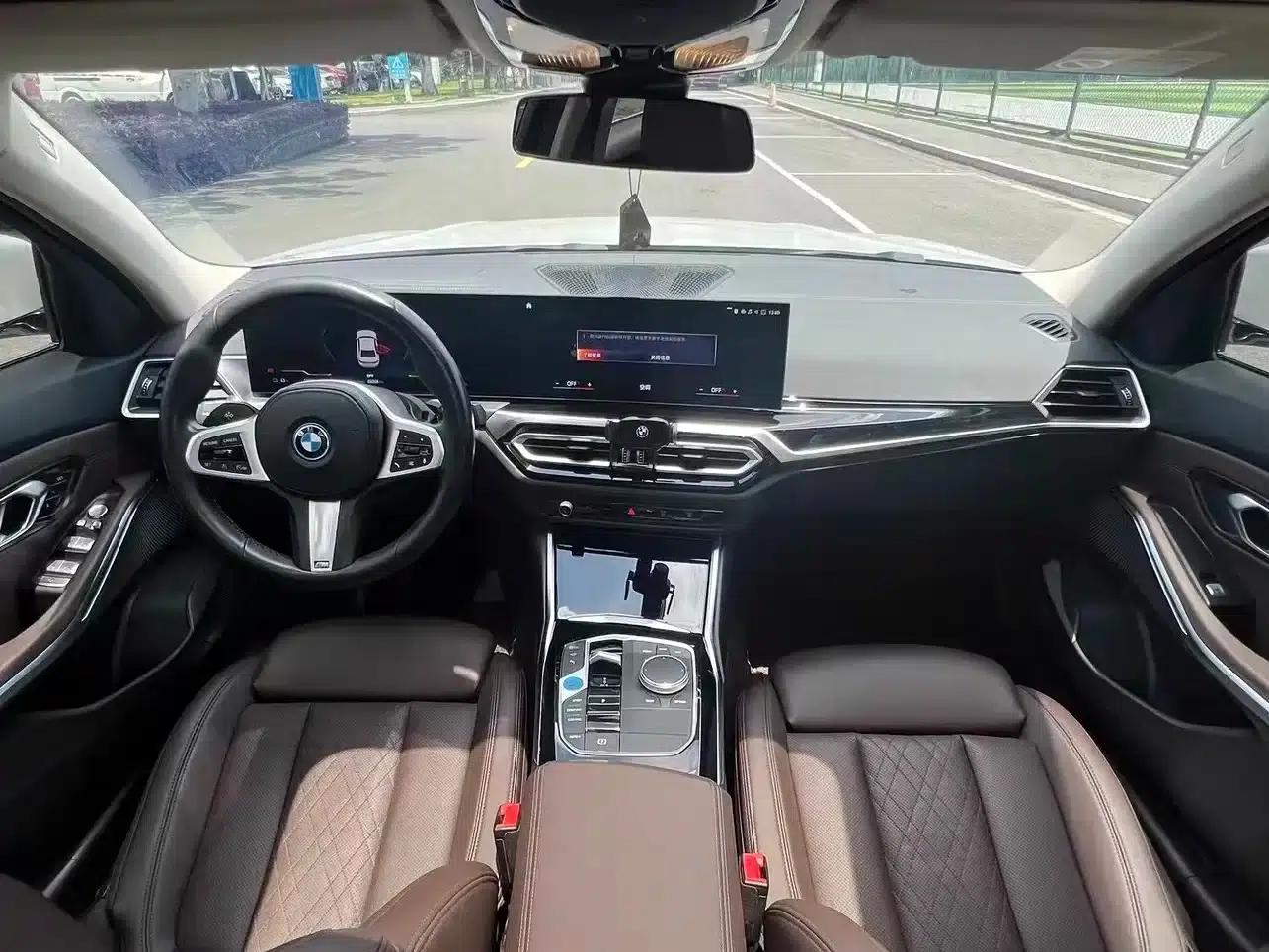 BMW i3 2023 eDrive 40 L Shadow Edition — миниатюра 8