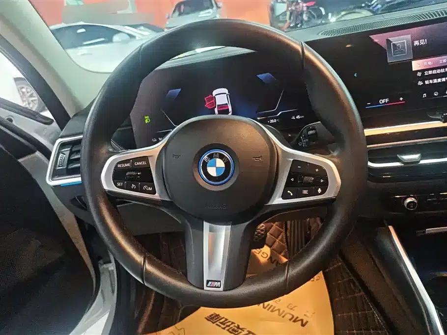 BMW i3 2024 eDrive 35L — миниатюра 15