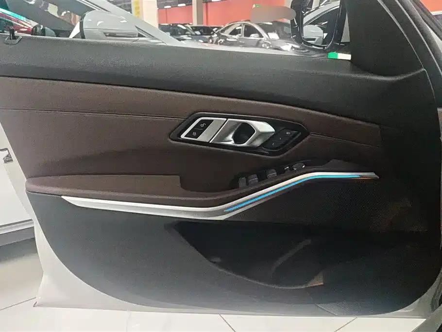 BMW i3 2024 eDrive 35L — миниатюра 7