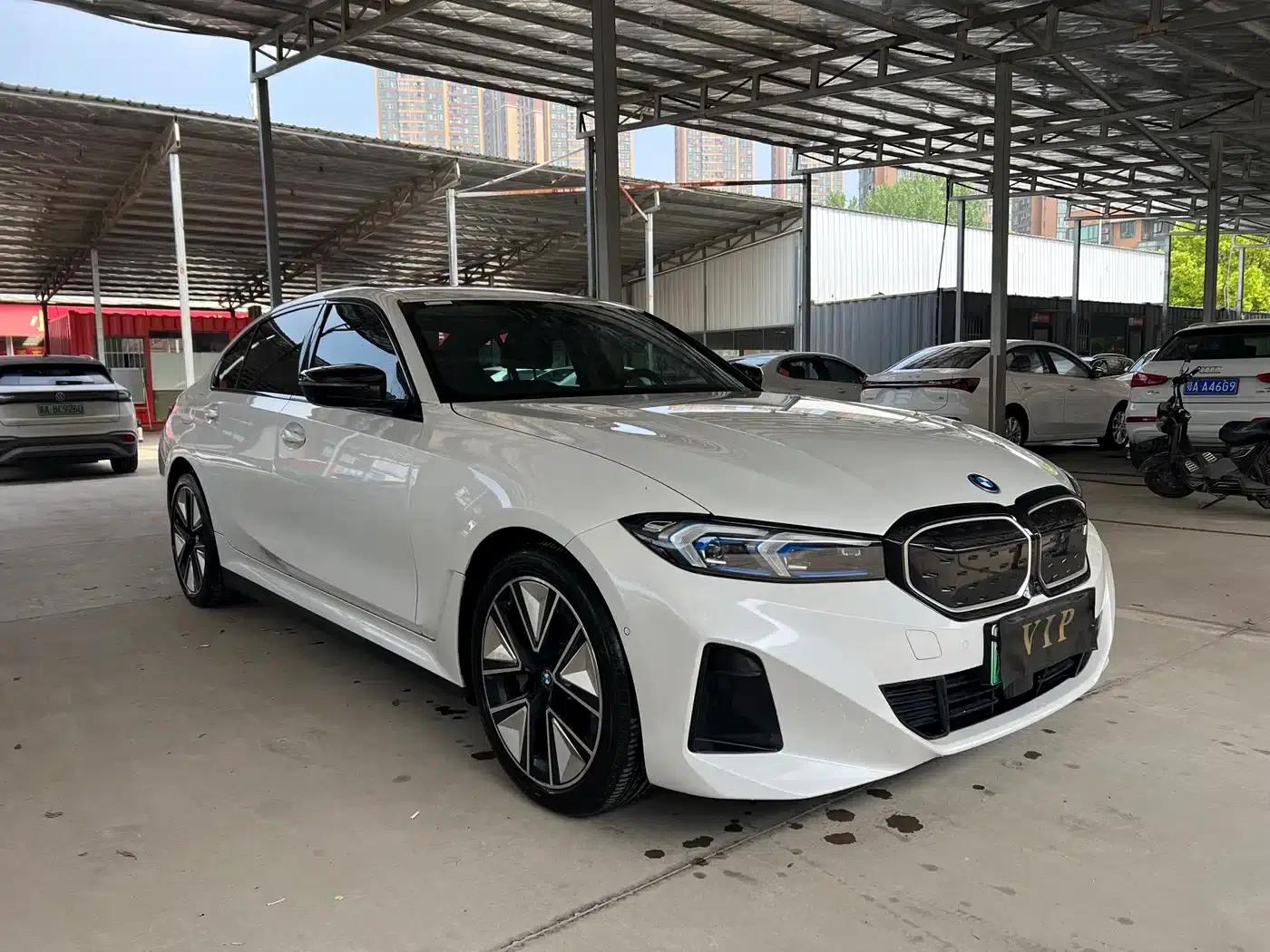 BMW i3 2024 eDrive 40 L Shadow Sport Package — миниатюра 3