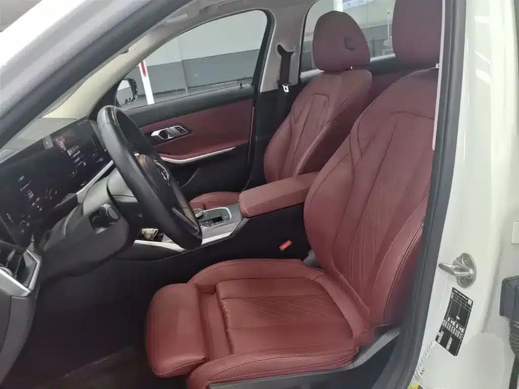 BMW i3 2023 eDrive 40 L Shadow Edition — миниатюра 15