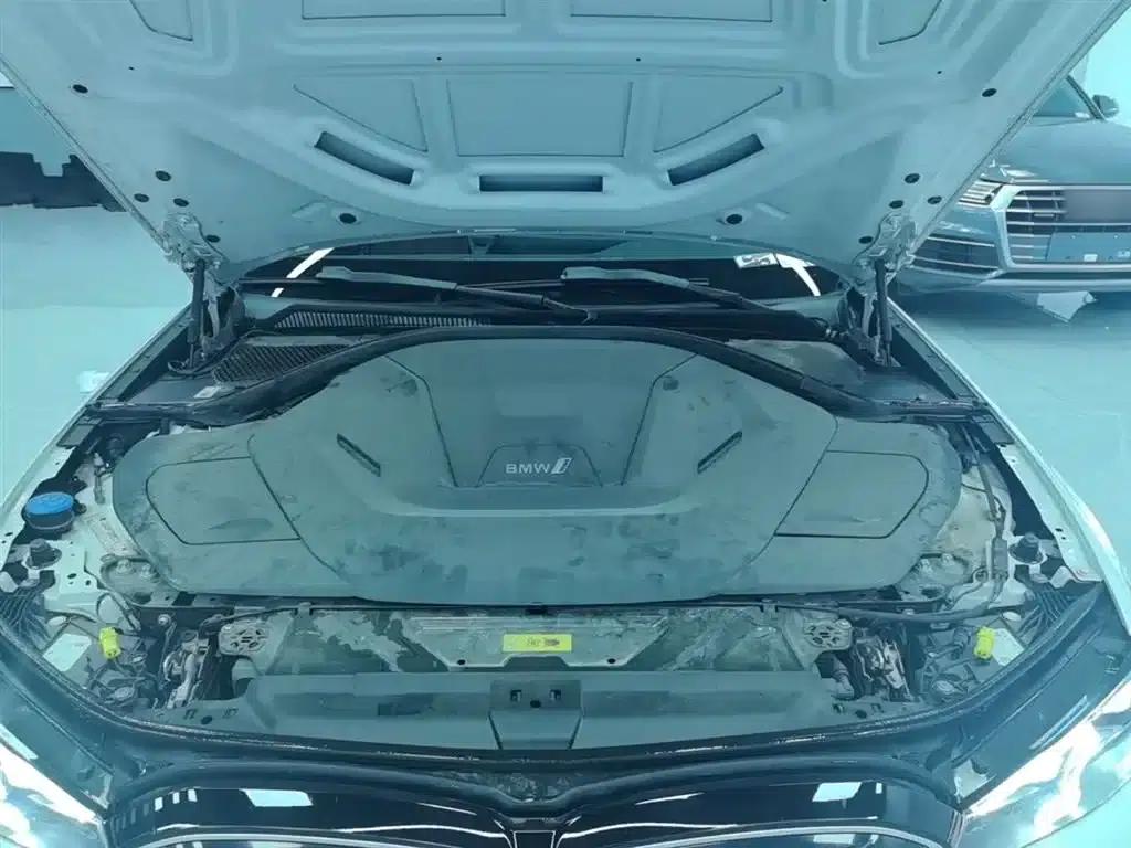 BMW i3 2023 eDrive 40 L Shadow Edition — миниатюра 20