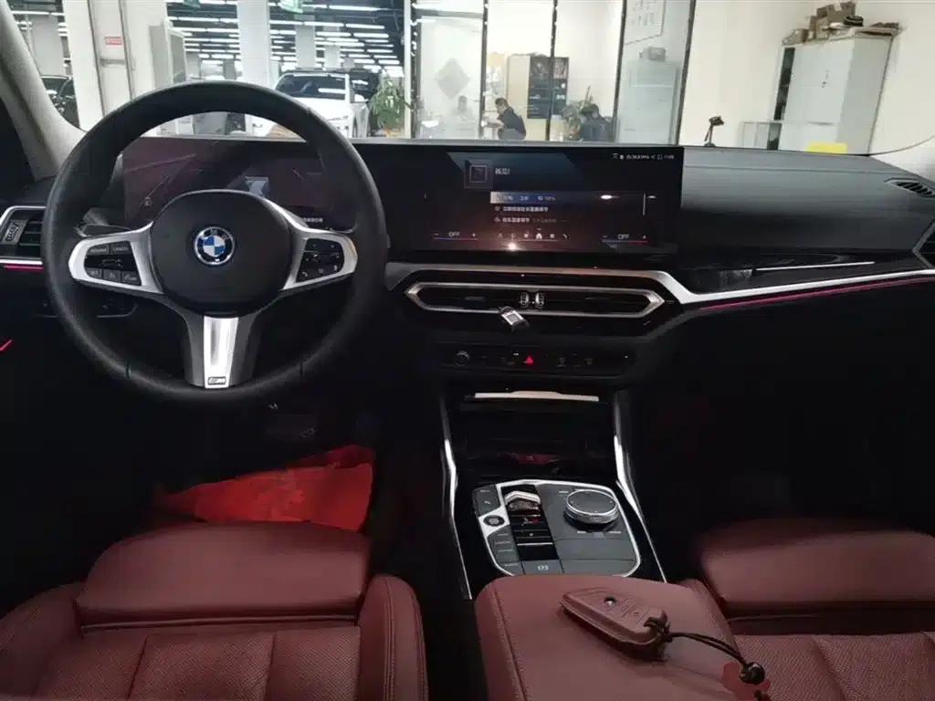 BMW i3 2024 eDrive 35L — миниатюра 10