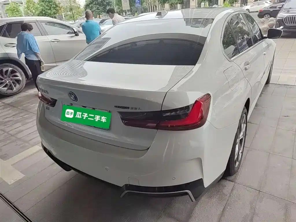 BMW i3 2024 eDrive 35L — миниатюра 6