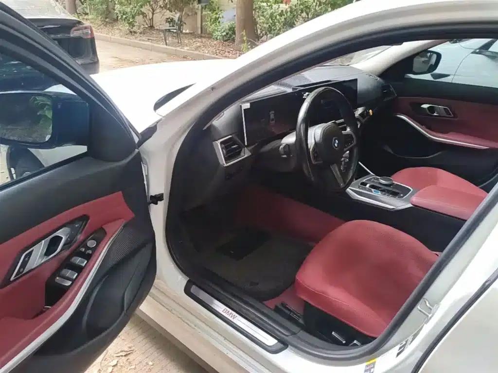 BMW i3 2023 eDrive 40 L Shadow Edition — миниатюра 16
