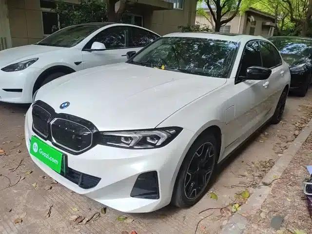BMW i3 2023 eDrive 40 L Shadow Edition