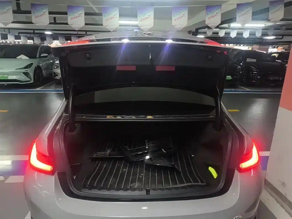BMW i3 2022 eDrive 35L — миниатюра 19