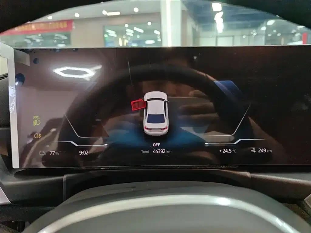 BMW i3 2024 eDrive 35L — миниатюра 12